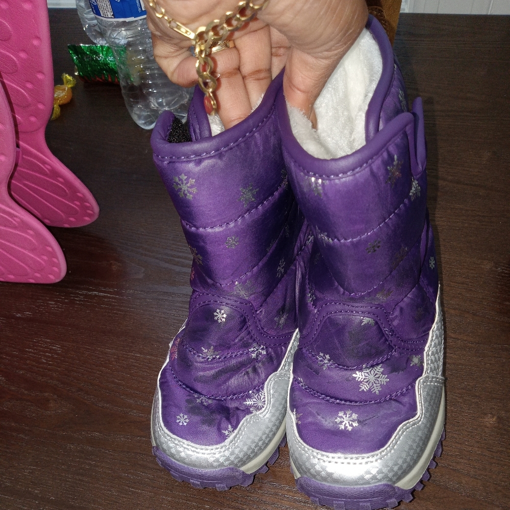 boots for Girls size 9